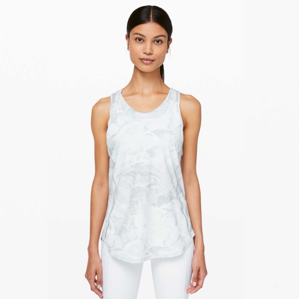 Lululemon Sculpt Tank II in Tropical Shadow Starlight Multi